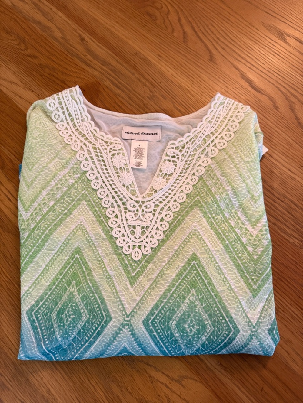 Alfred Dunner White-Trim Green Crochet V-Neck Tunic